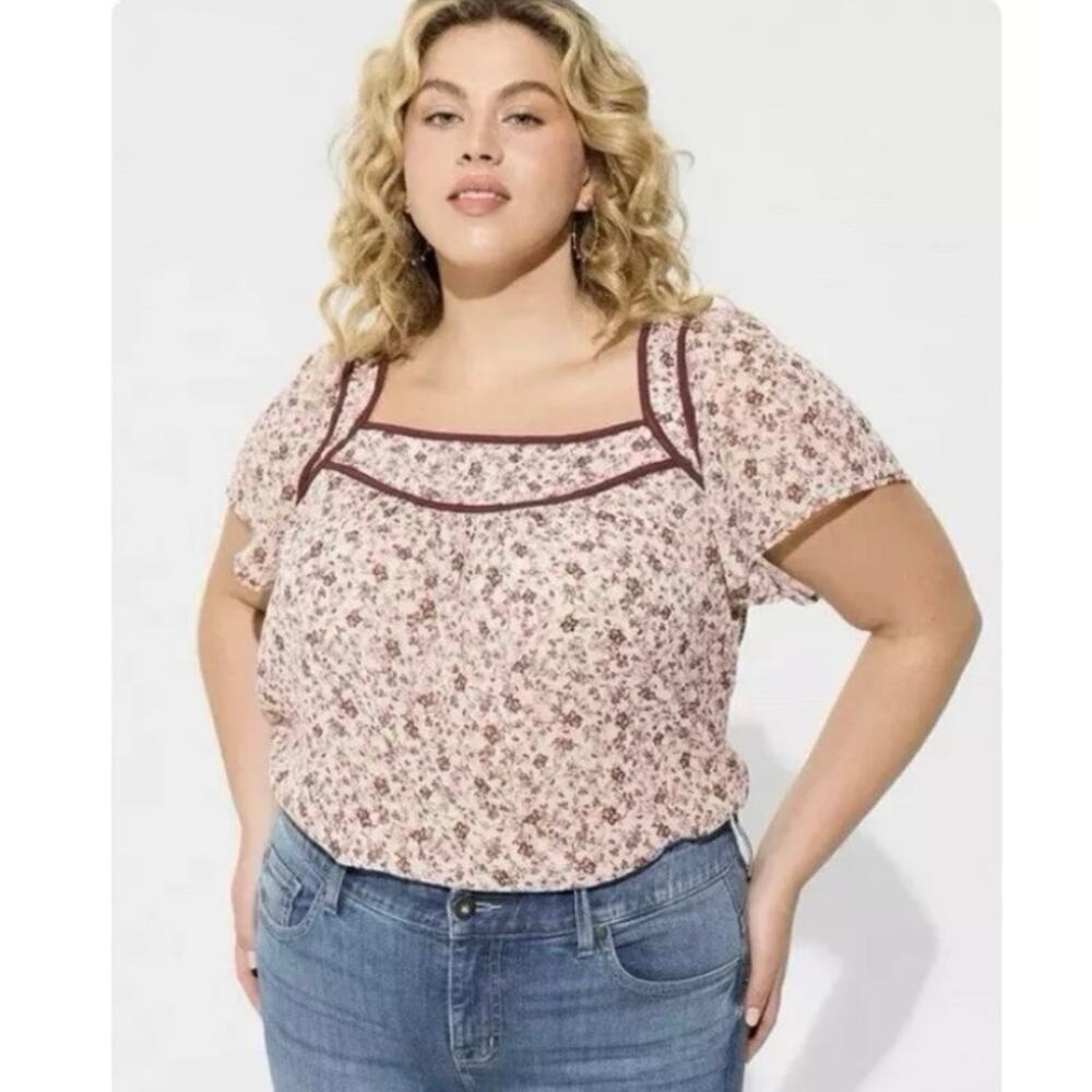 Torrid Short Sleeve Shirt Blouse Top Pink Flowers Lightweight Summer Size 2 2X